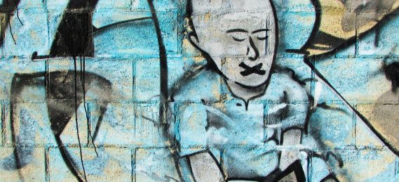 Sprachverbot - Faktum Magazin